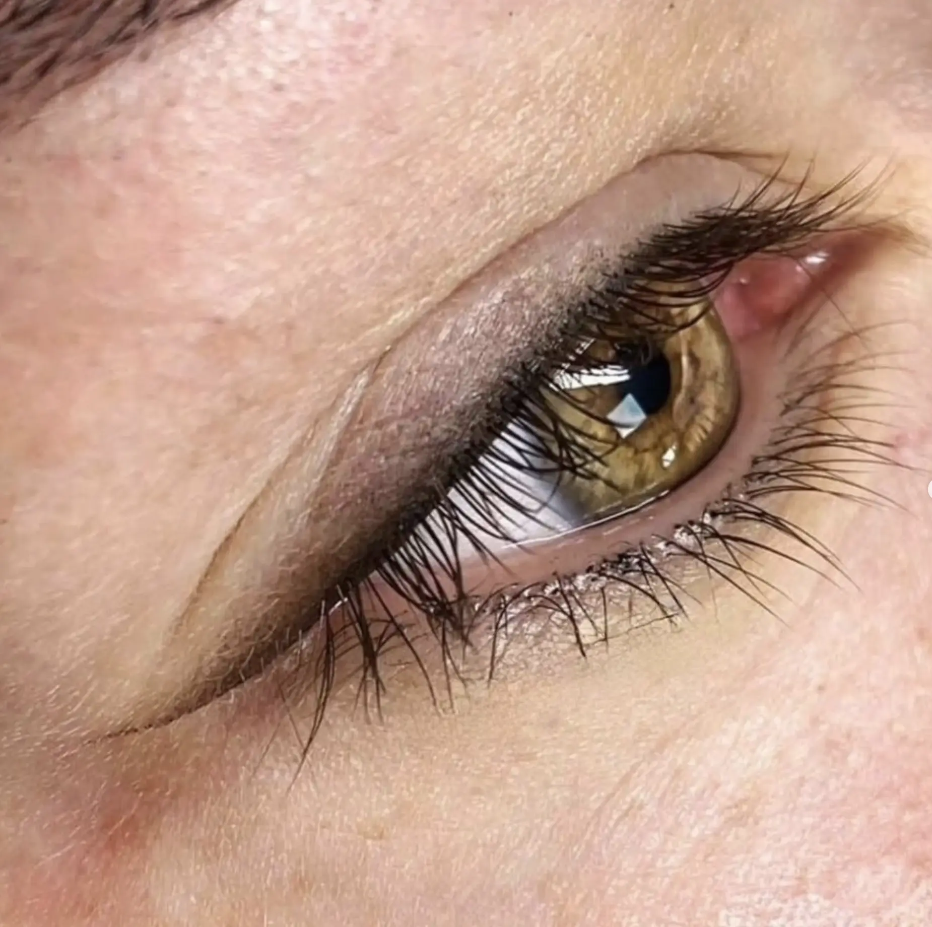 Healing stages of eyeliner tattoo
